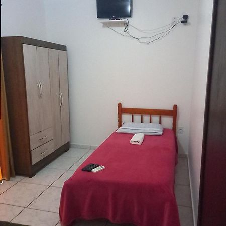 Quitinete Vó Ana Hotel Penha  Szoba fotó
